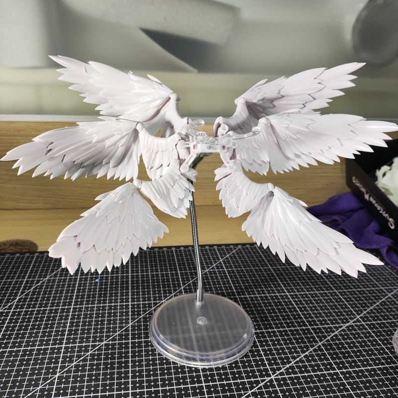 Beyaz ve Siyah Altı Tüylü Mele - Action Figure Stand incelemesi ve fiyatı